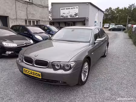 BMW Série 7 740d 4.0 258