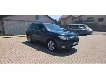 Mitsubishi Outlander 150