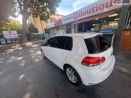 Volkswagen Golf 1.6 TDI 105