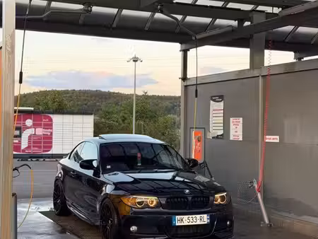 BMW Série 1 123d 2.0 204