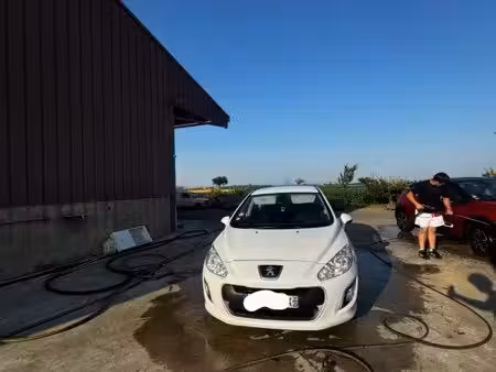 Peugeot 308 1.6 HDi 92