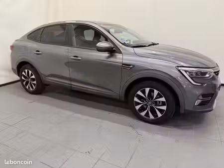 Renault Arkana E-Tech 1.6 145 Evolution