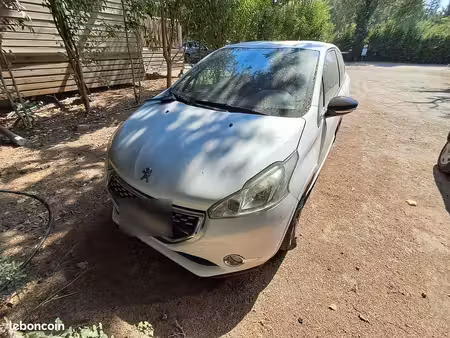Peugeot 208 GTI 1.6 THP 208