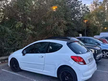 Peugeot 207 1.4 HDi 70