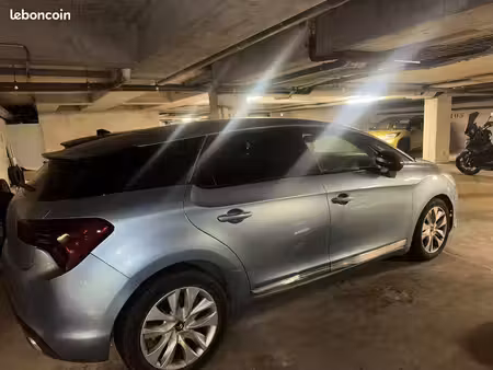 DS 5 1.6 HDi 115