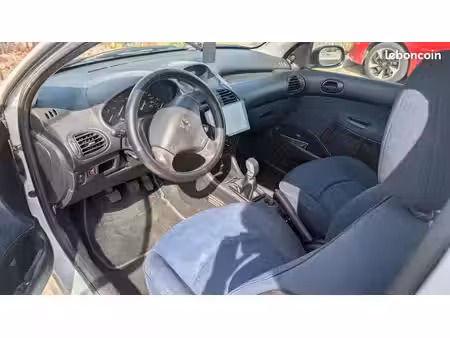 Peugeot 206 1.9 70