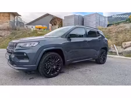 Jeep Compass 4XE 1.3 240 4x4