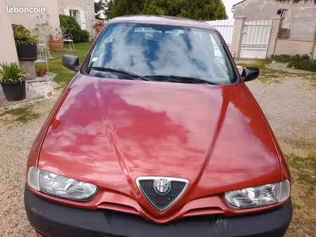 Alfa Romeo 145 1.9 90