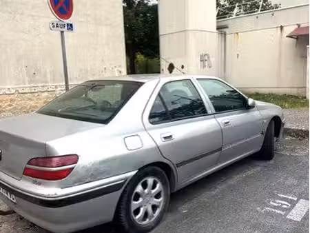 Peugeot 406 2.0 110