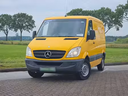 Mercedes-Benz Sprinter 213 2.1 129