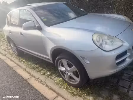 Porsche Cayenne V6 3.2 250 4x4