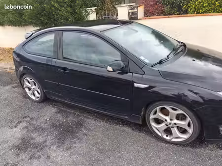 Ford Focus ST 2.5 225