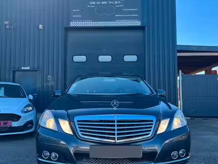 Mercedes-Benz Classe E E 200 2.1 136 Elegance 4Matic