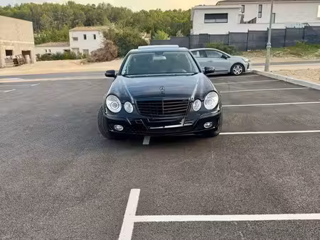 Mercedes-Benz Classe E E 320 V6 3.0 224