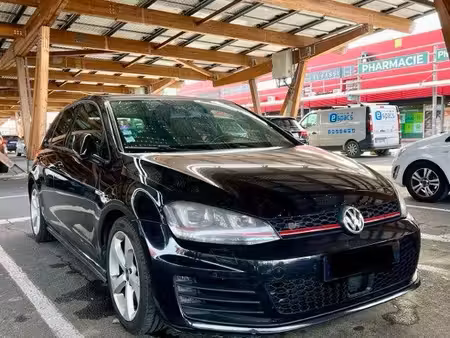 Volkswagen Golf GTI 2.0 TSI 230 Performance