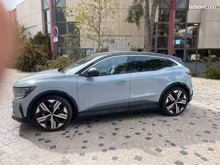 Renault Mégane E-Tech 220 Iconic