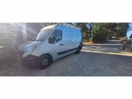 Renault Master 2.3 dCi 145