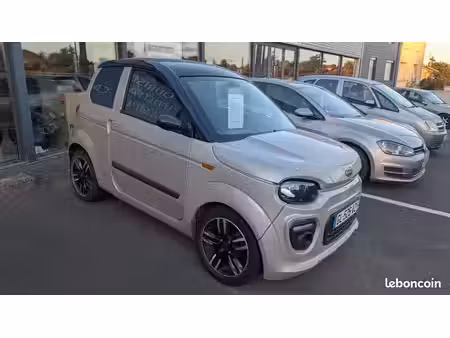 Microcar MGO 