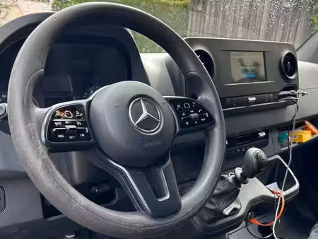 Mercedes-Benz Sprinter 2.1 143