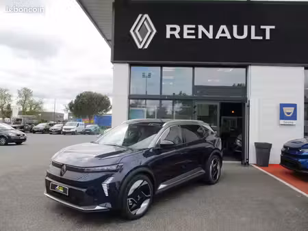 Renault Scénic E-Tech 220 Iconic