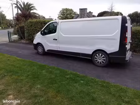 Renault Trafic dCi 120