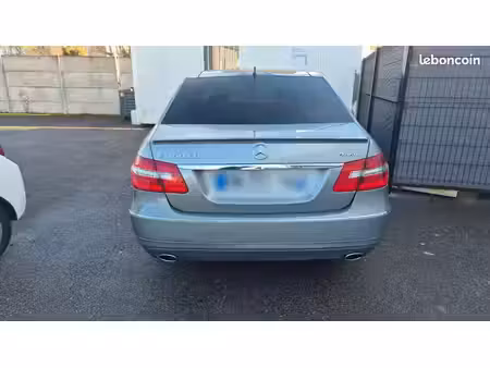 Mercedes-Benz Classe E E 350 V6 3.0 231 Executive 4Matic