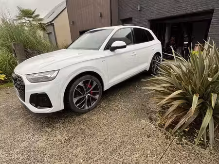 Audi Q5 40 TDI 2.0 204 S line quattro