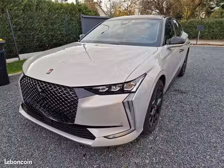 DS 4 1.5 HDi 130 Performance Line