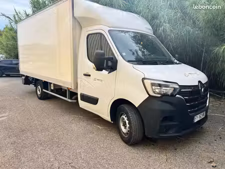 Renault Master 2.3 dCi 145