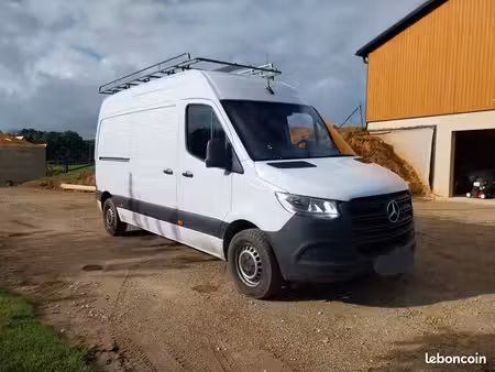 Mercedes-Benz Sprinter 150