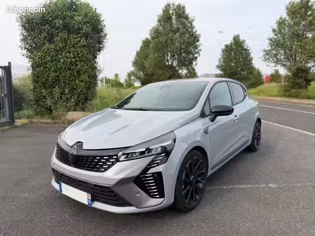 Renault Clio E-Tech 1.6 145 Esprit Alpine