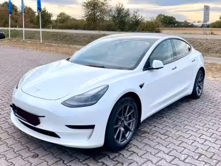 Tesla Model 3 Standard Plus 283