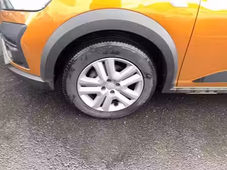Dacia Sandero 1.0 100