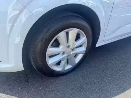 Dacia Sandero 1.0 100