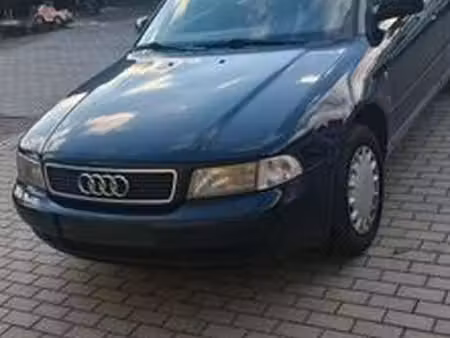 Audi A4 1.8 125