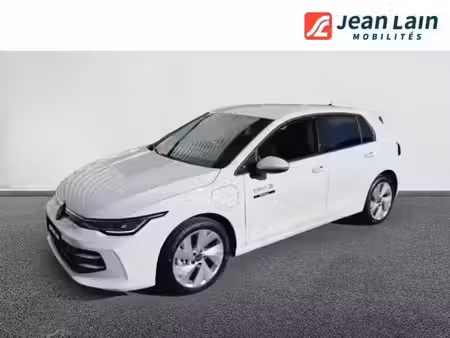 Volkswagen Golf 1.5 eTSI 204