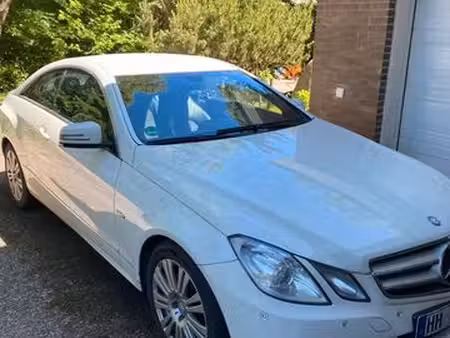 Mercedes-Benz Classe E E 220