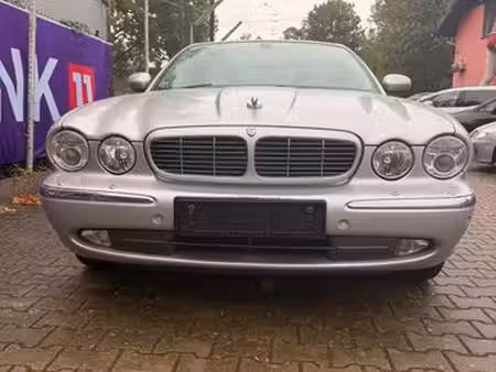 Jaguar XJ V8 4.2 406