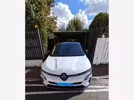 Renault Mégane E-Tech 220 Iconic