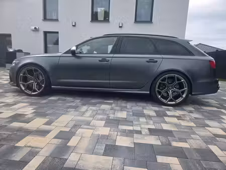 Audi A6 RS6