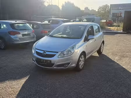 Opel Corsa 1.2 80