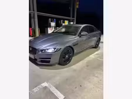 Jaguar XE D180 2.0 180 R Dynamic