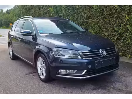 Volkswagen Passat 2.0 TDI 140 Confortline 4Motion