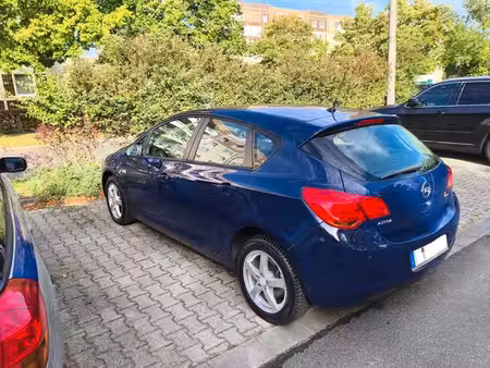 Opel Astra 1.6 Selection