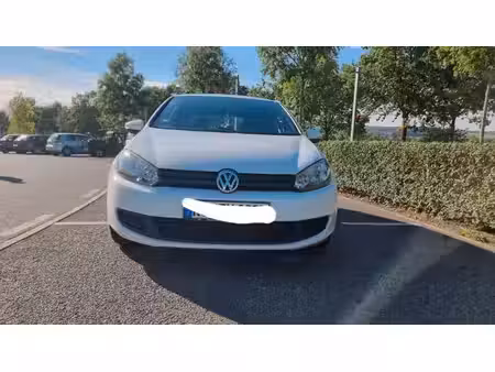 Volkswagen Golf 1.6 102 Trendline