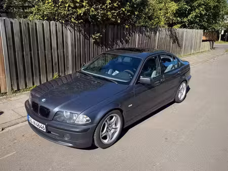 BMW Série 3 325i 2.5 192