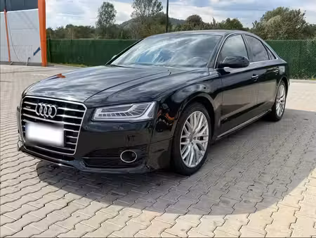 Audi A8 V6 3.0 TDI 262 quattro