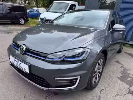 Volkswagen Golf 136