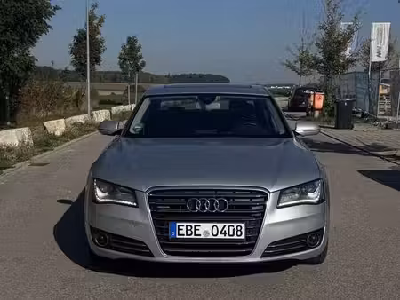 Audi A8 V6 3.0 TDI 250 quattro