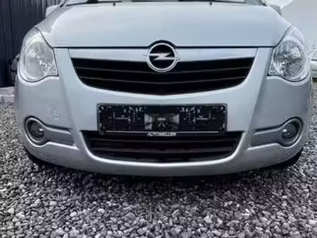 Opel Agila 1.0 65 Edition